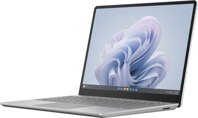 Surface Laptop Go 3 EDU (device only) i5/8GB/256GB with Windows 11 Pro